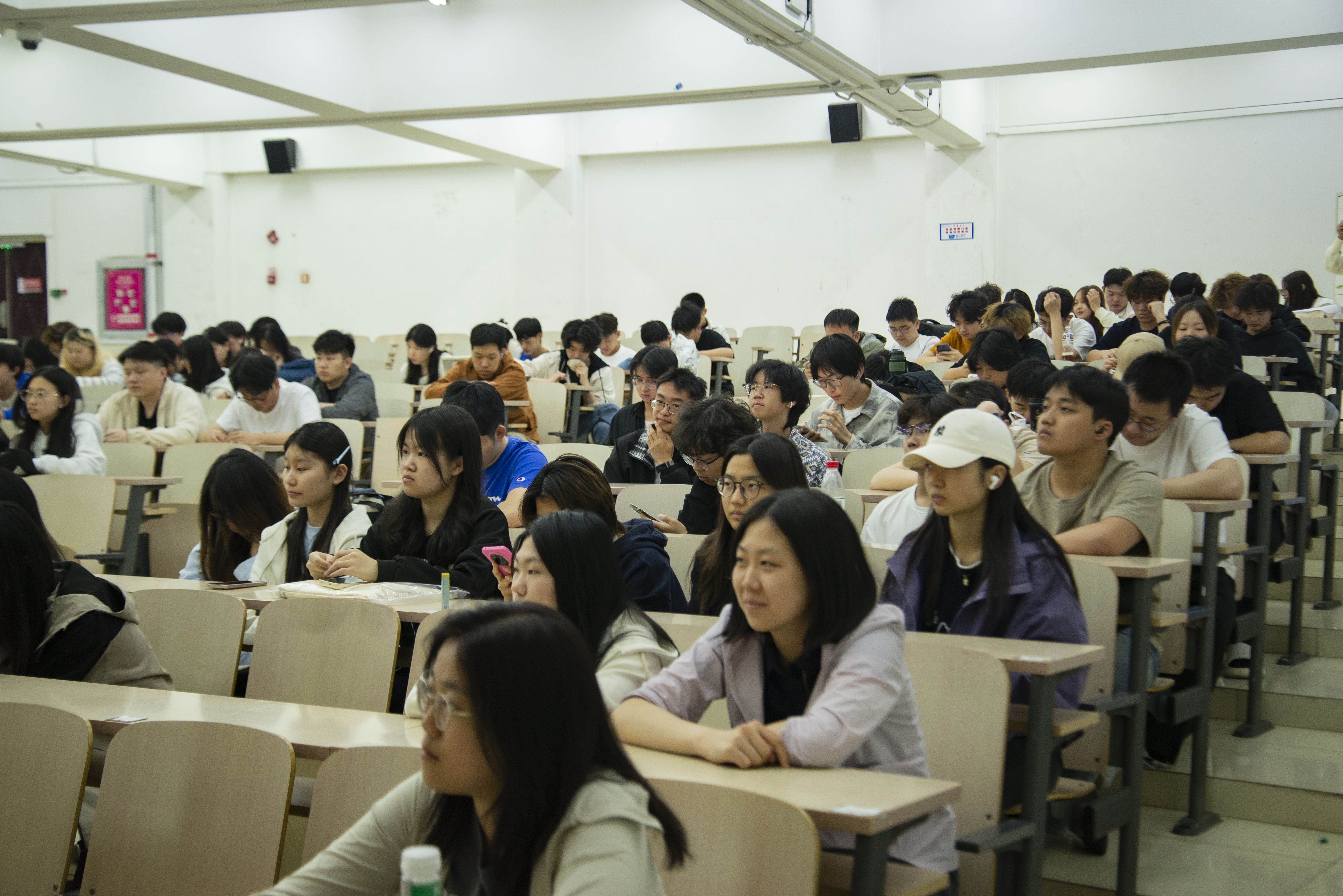 A0041_1.jpg
